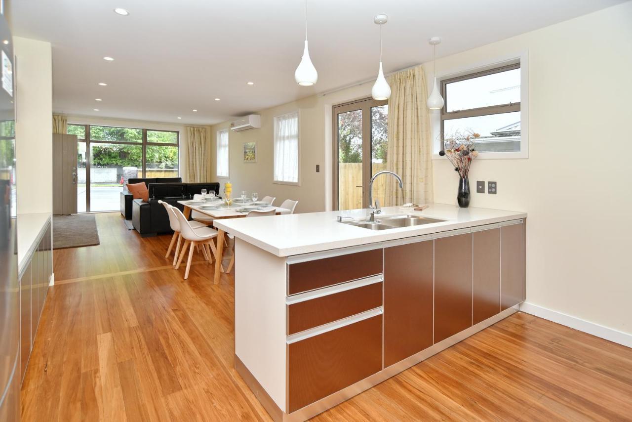 Clyde 106 - Christchurch Holiday Homes Exterior photo